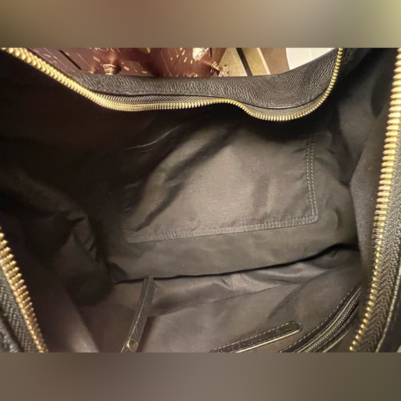 Marta Ponti Black Leather Hobo Bag - Picture 3 of 11